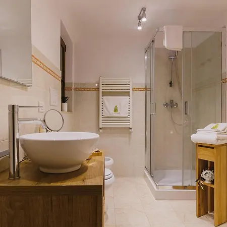 Milestones Modern Trullo - Jacuzzi & Relax Alberobello